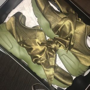 FENTY Olive branch BOW sneakers size: 9.5